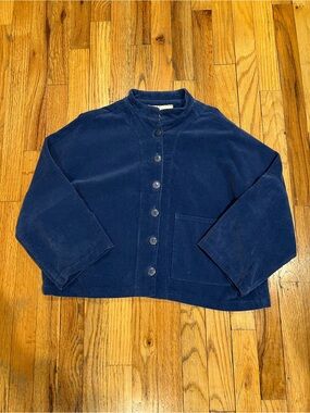 State the label size S/M captain coat 
in crater lake cord